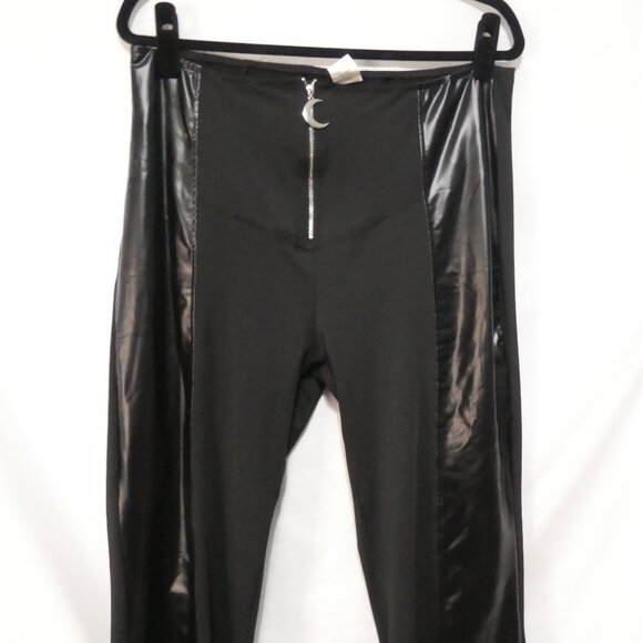 Unbranded | XXL | Chic Black Flared Pants | Crecent Moon Zipper Pull - Picture 6 of 16